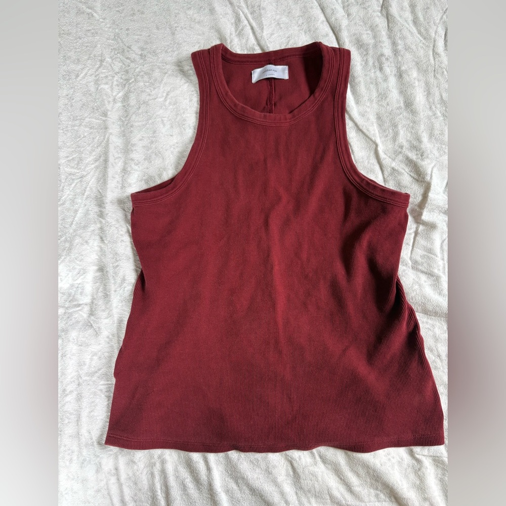 Elegant Sleeveless Maroon Tank Top